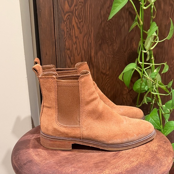 Women’s Suede Cognac Flat Booties - Picture 3 of 6